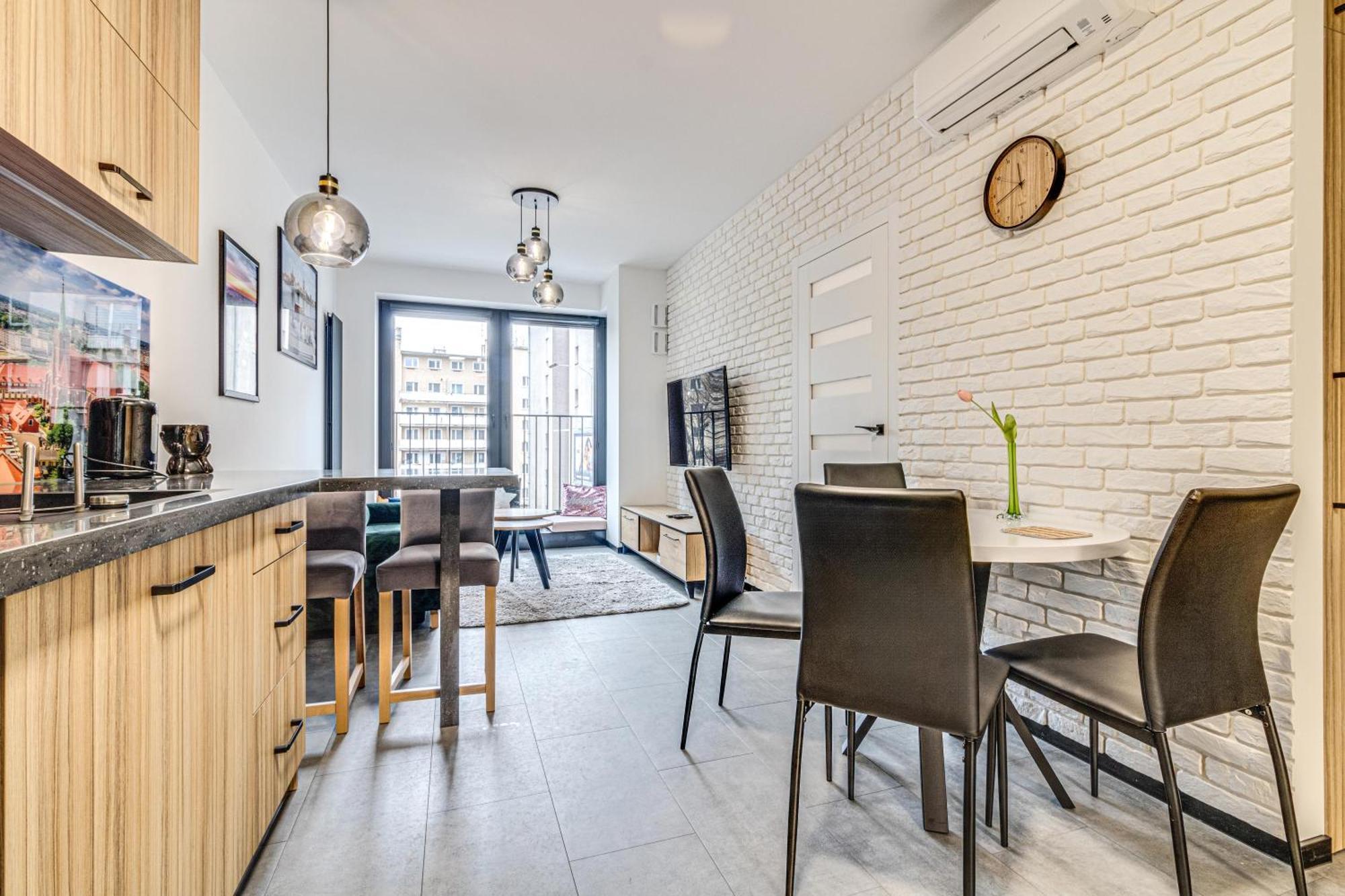 Rentplanet - Apartament Wyszynskiego Wrocław Eksteriør billede